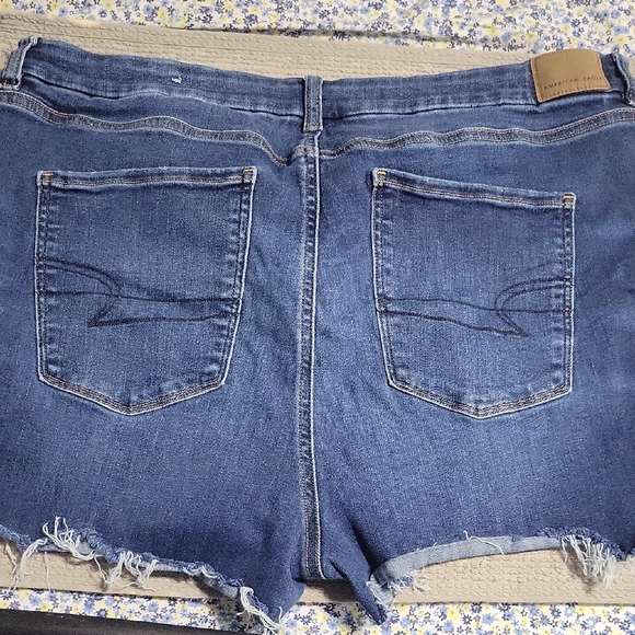 American Eagle Outfitters Women's Distressed Blue Jean Shorts - Picture 7 of 9